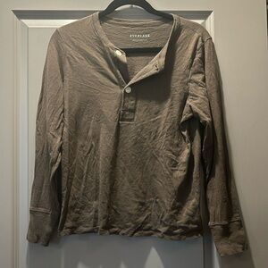 Everlane button Henley brown long sleeve tee tshirt M